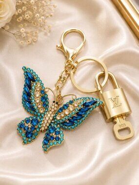 LV Gold Padlock Authentic 🔑 Luxury Bag Charm w/ Unbranded Butterfly Keychain